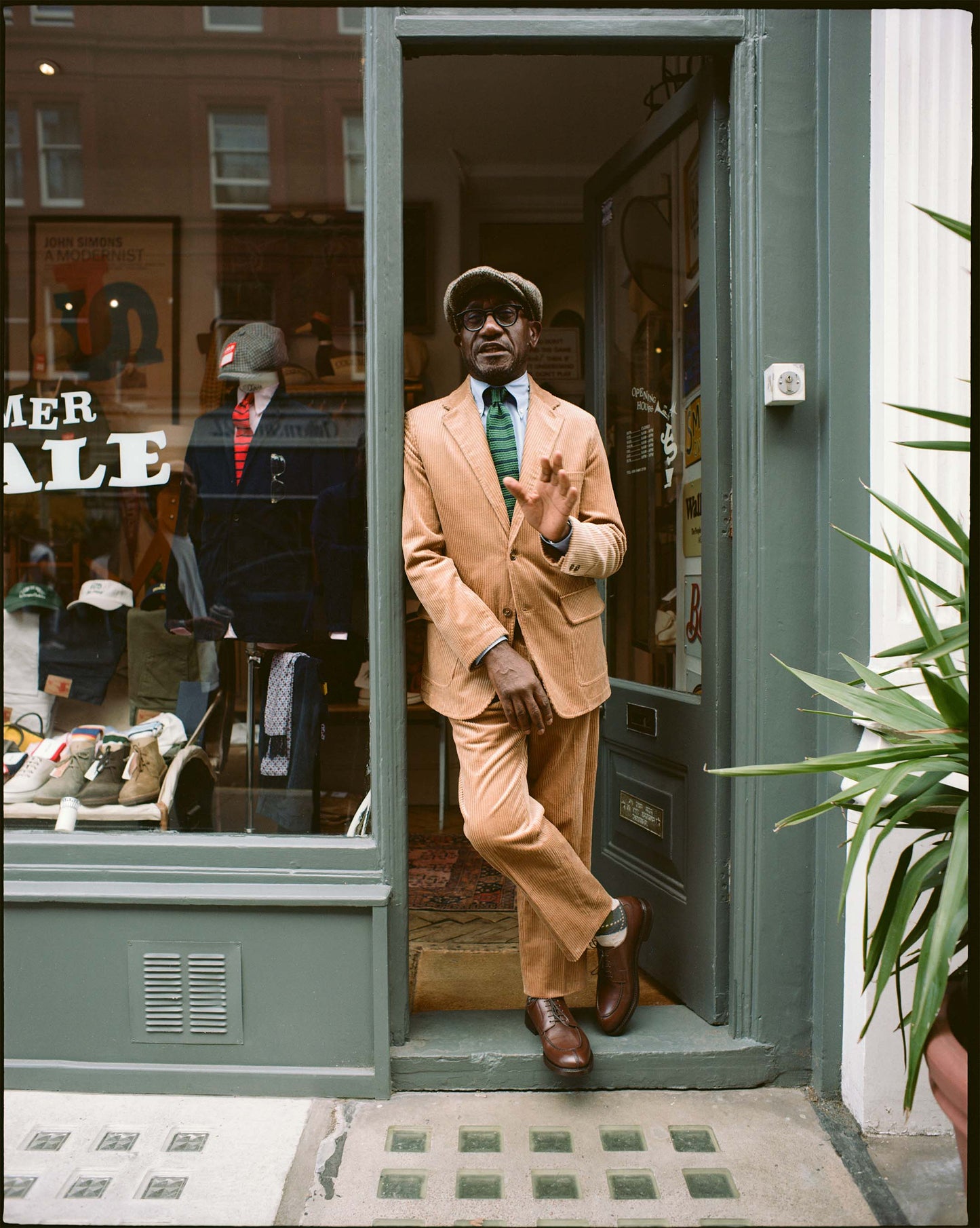 Fawn Corduroy Ivy Trouser