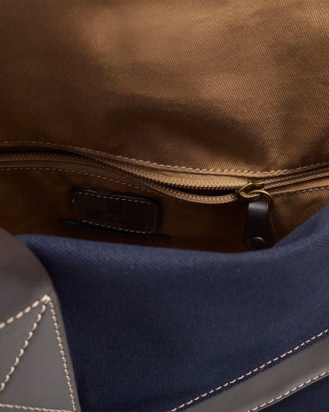 Navy Holdall