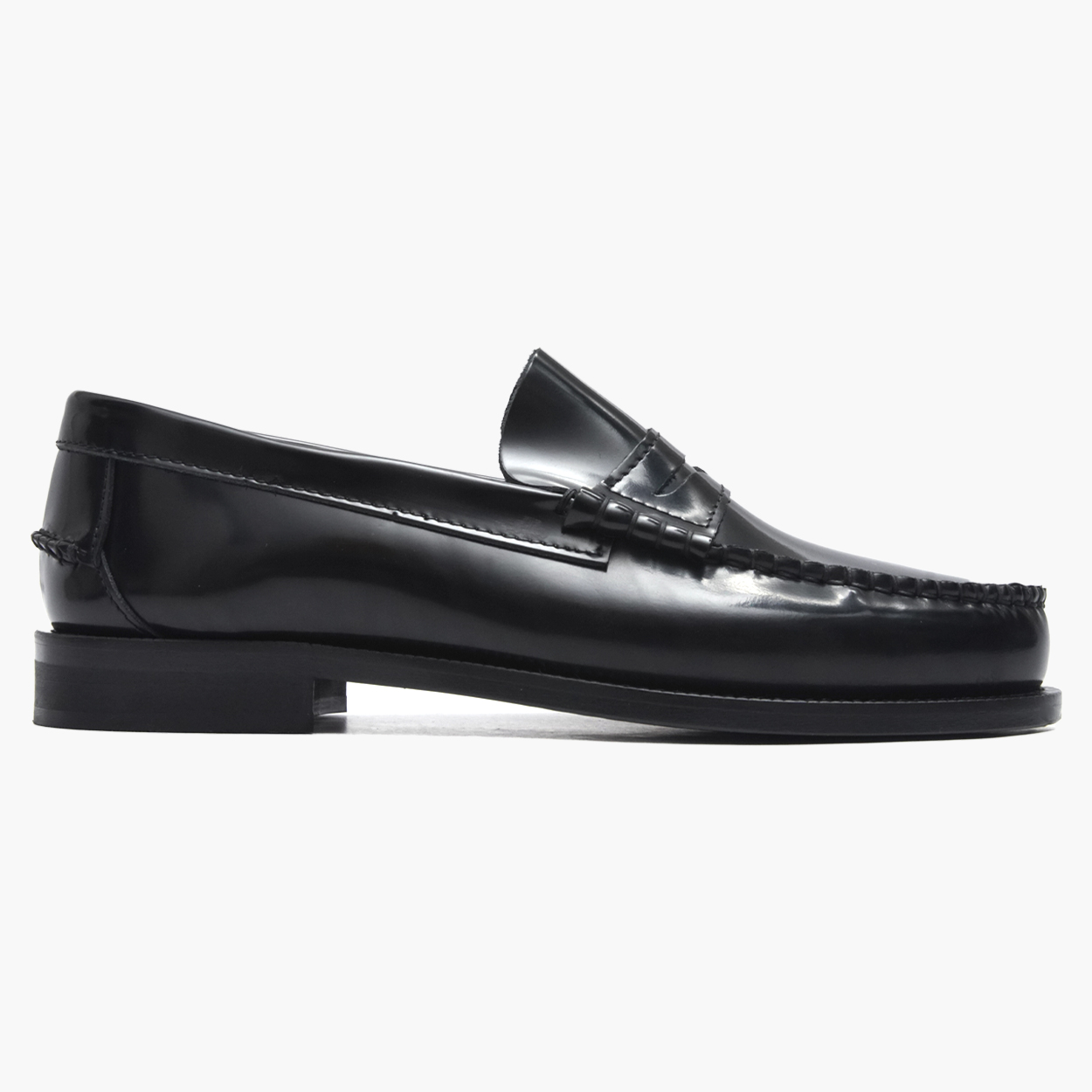 Black patent leather penny loafers Women, Simons
